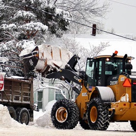 Agganis-Frontend-Loader-Snow-Plowing-06